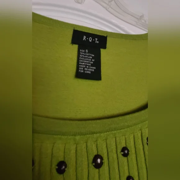 Sweater top - Picture 4 of 6